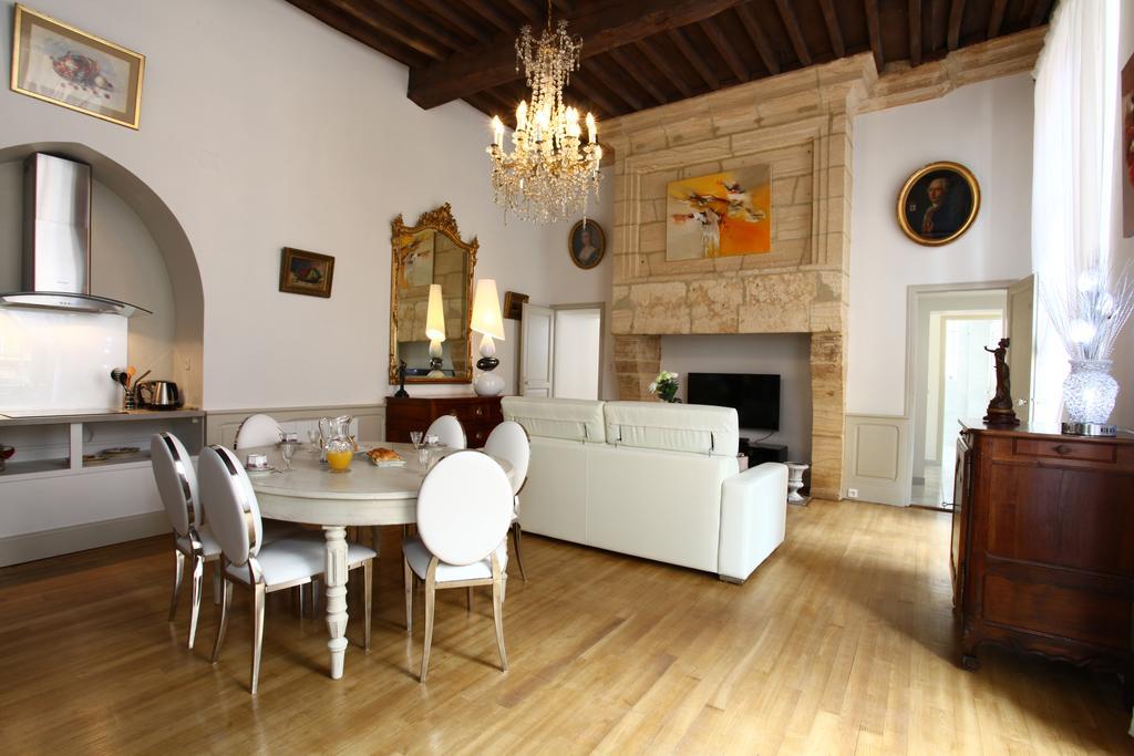 Le Royere Apartment Сарла-ла-Канеда Екстериор снимка